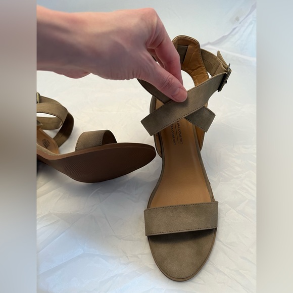 George brand beige heels - Picture 5 of 5